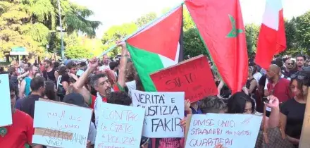 Caso Fakir, in duemila al Pilastro per chiedere la verit&agrave;