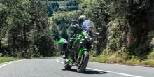 Kawasaki Versys 900, prezzo e caratteristiche della nuova crossover