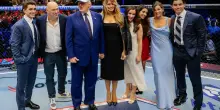 Usa, Trump assiste ai combattimenti Ufc alla Casa Bianca