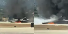 Grecia, caccia F-16 in fiamme: emergenza a Zante. VIDEO