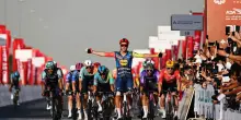UAE Tour 2026, Jonathan Milan vince la 5^ tappa