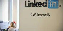 LinkedIn, arriva Hiring Assistant: agente AI per ricerca del personale