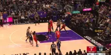 NBA, 33 punti di Darius Acuff contro Portland