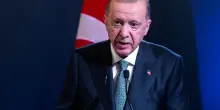 Erdogan regala pistola personalizzata ai leader tra cui anche Meloni