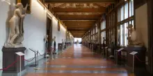 Uffizi, ingressi contingentati e stop a vendita biglietti per il caldo