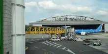 Milano Linate, incidente tra aereo privato e auto: disagi rientrati