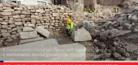 Gaza, iniziati i lavori per salvare monumenti danneggiati