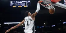Wemby cancella i Kings: 29 punti e 9 schiacciate in meno di 27 minuti. VIDEO