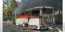 Ucraina, strage a Kramatorsk: colpiti 2 bus, oltre 30 morti