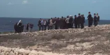 Papa Leone XIV in visita a Lampedusa, l'isola simbolo dell'accoglienza
