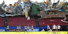 Mondiali, l'allenamento surreale della Svezia in uno stadio con una tribuna demolita