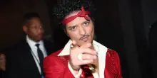 Bruno Mars, testo e significato di Risk It All in radio da oggi