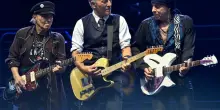 Minnesota, concerto a sorpresa di Springsteen a Minneapolis contro Ice