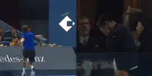 Medvedev, pallata contro uno spettatore: squalificato. VIDEO