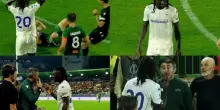 Fiorentina, Kean si fa espellere per fallo di reazione. VIDEO