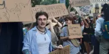 La protesta dei cartoni in Ucraina