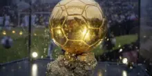Un Pallone d'oro sempre meno solenne