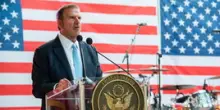 Tilman Fertitta, l'ambasciatore americano che batte bandiera texana
