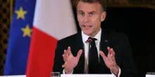 Puntando sulla stabilità, Macron guadagna qualche punto, oltre al tempo