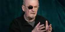 La lezione di Salman Rushdie ai giovani
