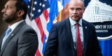 Bongino, il vicedirettore dell'Fbi che doveva vendicare Trump e ora vacilla