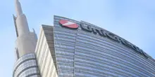 Unicredit spegne le voci su Mps: il risiko visto allo specchio