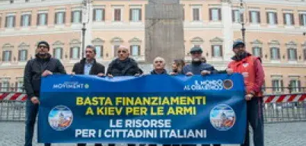 Vannacci, il generale senza truppe. Il sit-in contro Kyiv &egrave; un flop e nel Carroccio se la ridono