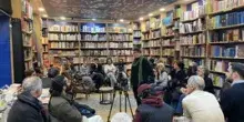 Leggere l&rsquo;Iran libero a Parigi. Dentro la libreria Naakojaa, fabbrica di testi proibiti