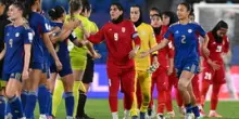 La fuga delle calciatrici iraniane in Australia e una lezione sui regimi