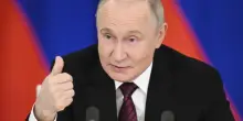 "Idiota chi impone sanzioni alla Russia". L'attacco di Putin: chi con se la prende