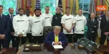 Trump riceve la squadra della Juventus alla Casa Bianca. C'è anche Chiellini