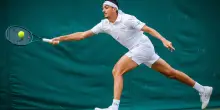 Anche Sonego agli ottavi di Wimbledon, battuto Nakashima in cinque ore