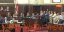 Scintille al consiglio comunale di Milano durante l'intervento del sindaco Sala
