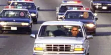 Obama inseguito dalla polizia: il nuovo meme postato da Trump