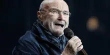Phil Collins e la serenata di Paul McCartney, la verità sulle foto che fanno indignare i fan