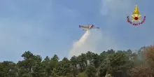 Incendio sul Vesuvio, proseguono le operazioni di spegnimento