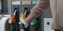 Carburanti, ad agosto prezzi ai minimi