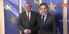 Sarkozy condannato a cinque anni per associazione a delinquere. Eccolo nel 2015 a Bruxelles Juncker