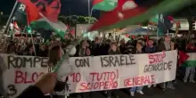 Flotilla, Pro-Pal occupano Piazza dei Cinquecento a Roma