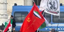 Sinistra e Palestina: spuntano in giro per Roma le bandiere del partito comunista