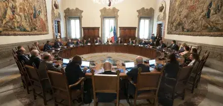 Affitti brevi e dividendi: al vertice con Meloni il punto sulle correzioni