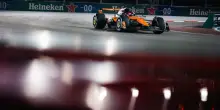 A Las Vegas fondo McLaren irregolare, squalificati Norris e Piastri