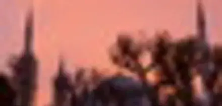 Papa Leone a Istanbul, appello per la pace e visita alla Moschea Blu