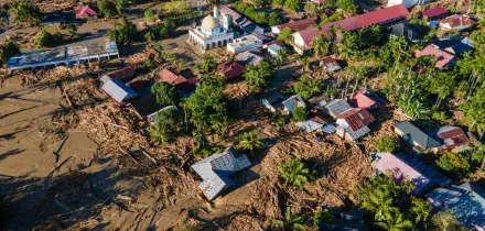 Sumatra, oltre 400 morti e 400 dispersi