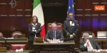 Boschi in completo "verde Lega", Salvini in Aula: Le faccio i complimenti per la scelta cromatica