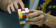 Giochi, il baby talento del cubo di Rubik: "Studio matematica, ma non farò il prof"