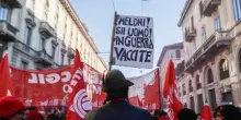 Partito il corteo a Roma. La Cgil sfila da sola. Landini: "Grandissima giornata"