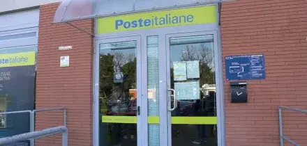 Poste, a Bari un corner dedicato alle esigenze delle famiglie