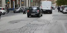Strade di Roma, torna l'effetto &ldquo;groviera&rdquo; dopo il Giubileo: piogge, buche e rifacimenti da verificare
