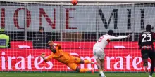 Leao pareggia al 92&deg;, Stanciu sbaglia il rigore al 99&deg;, Milan-Genoa 1-1